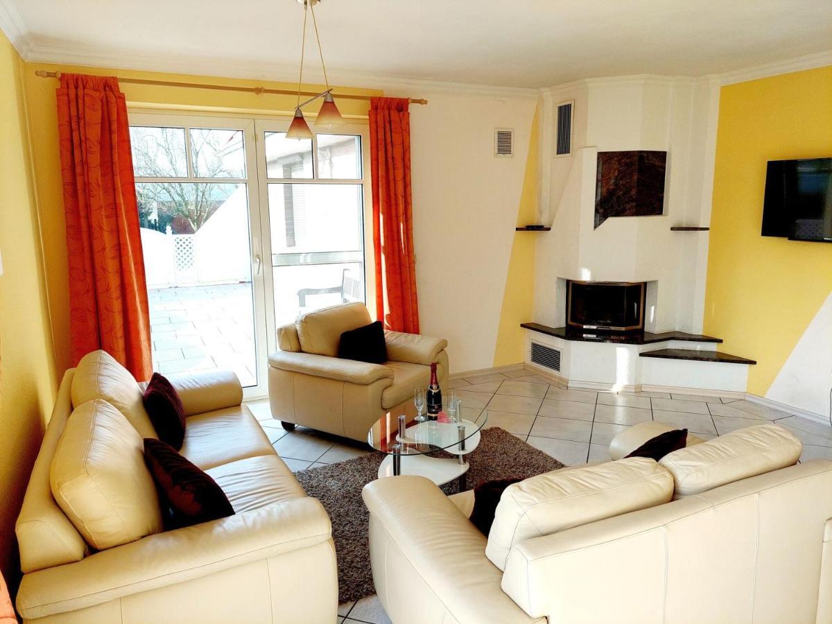 Ferienhaus Bannemin Apartment Luaran gambar