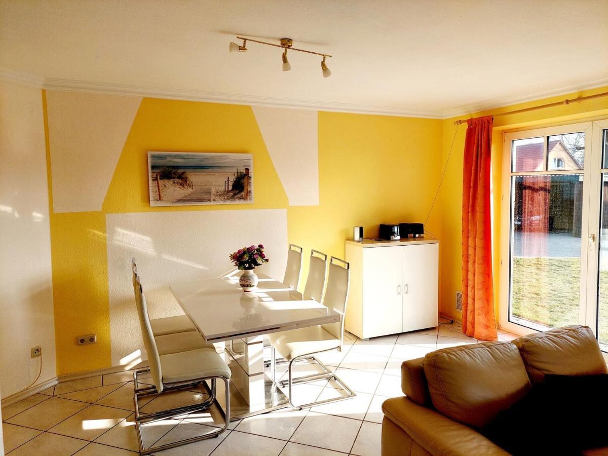 Ferienhaus Bannemin Apartment Luaran gambar